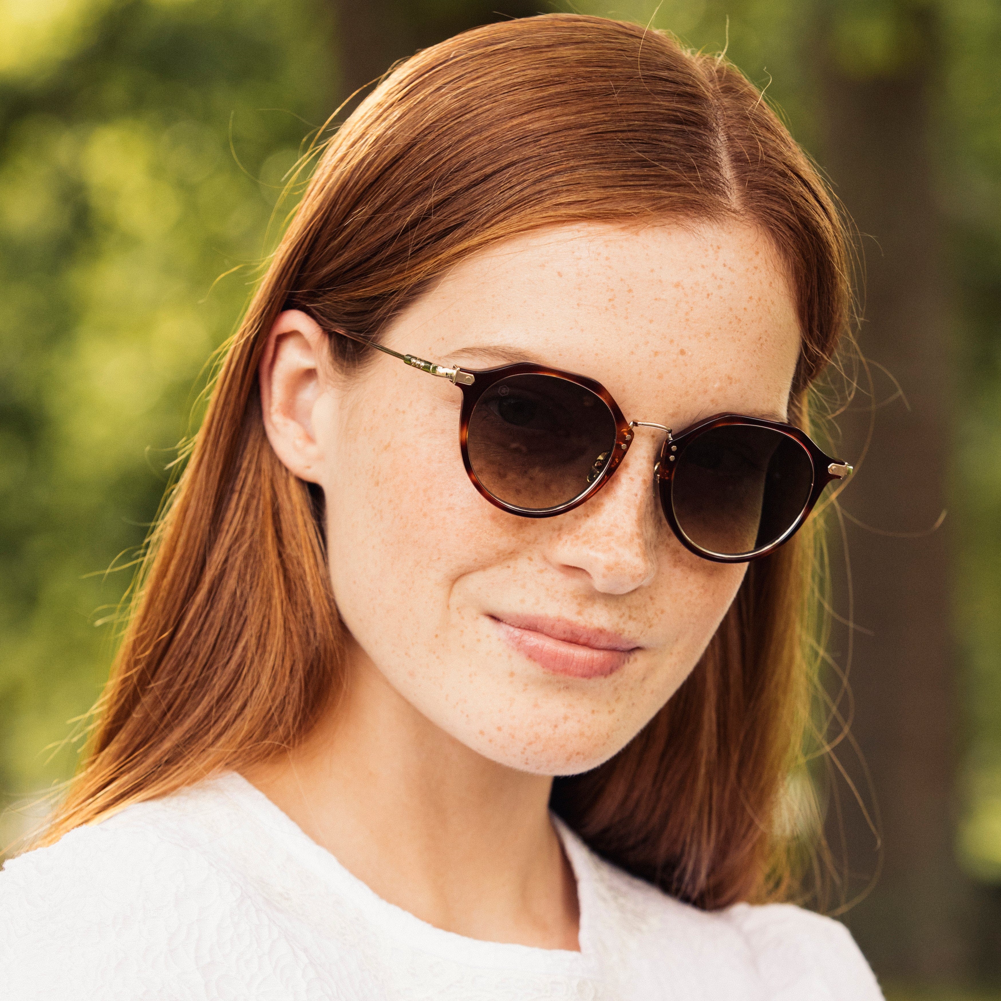 Cambridge Sunglasses - Image 3