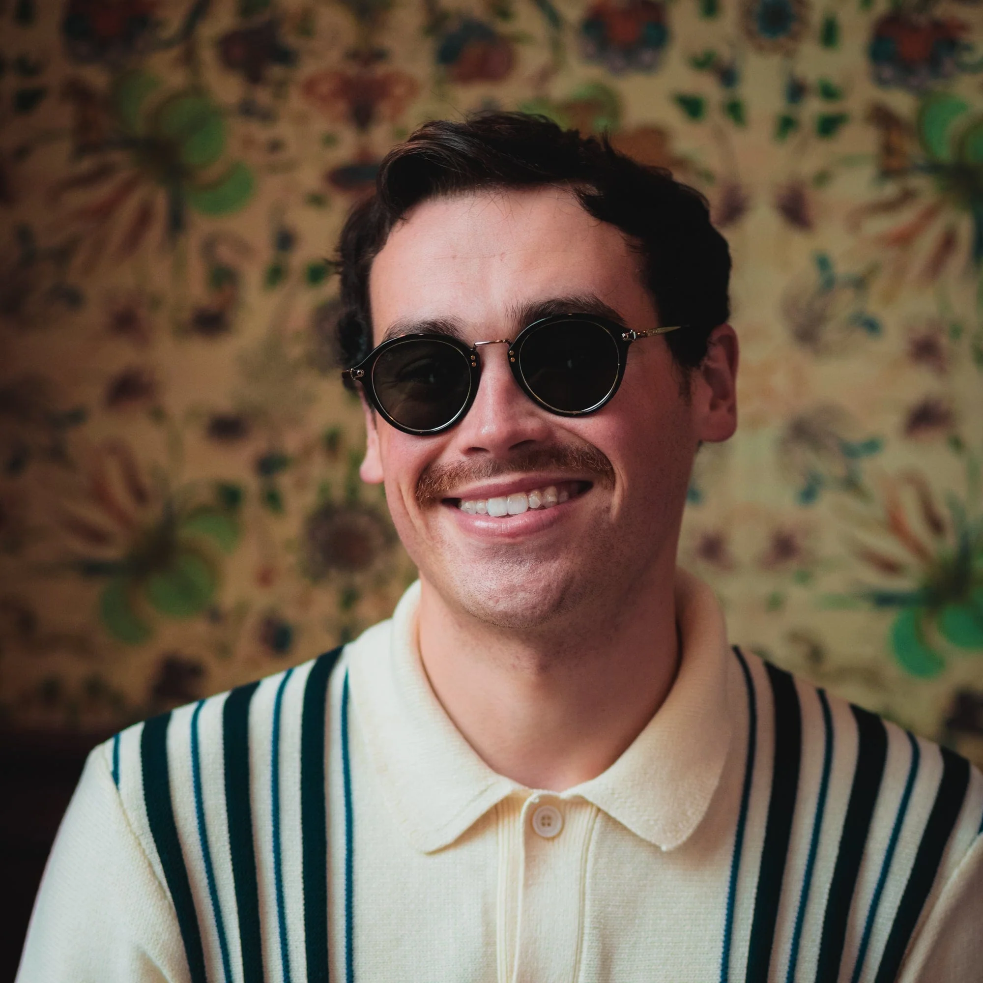 Castle Sunglasses - Image 5