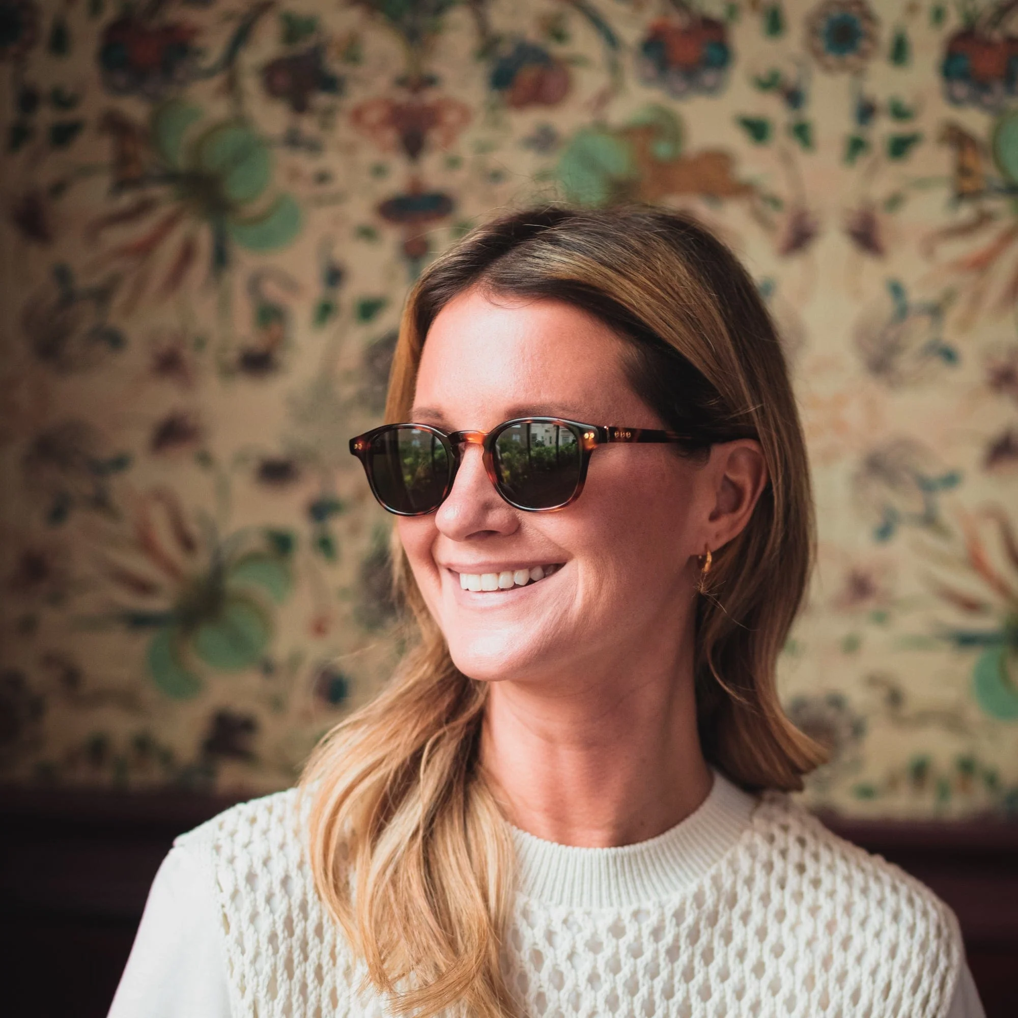 Eagle Sunglasses - Image 4