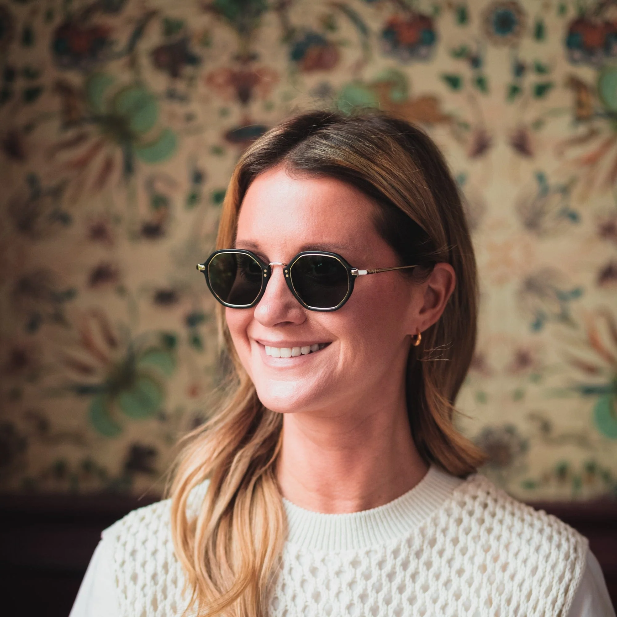 Westbourne Sunglasses in Black - Image 4