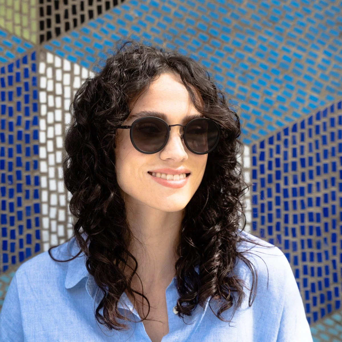 ZERO Sunglasses in Black - Image 4