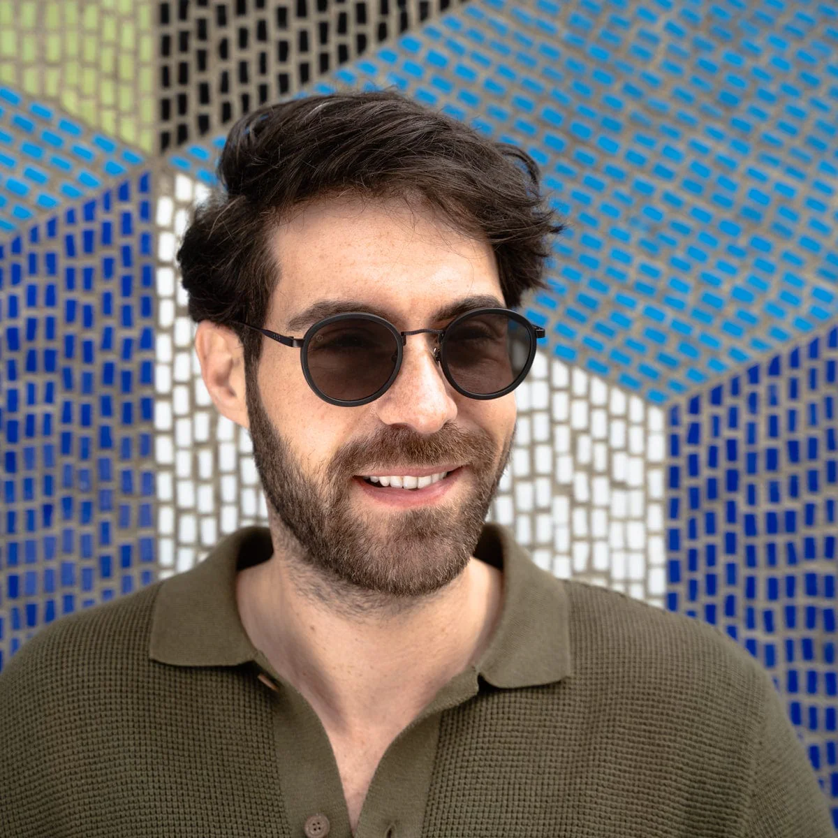 ZERO Sunglasses in Black - Image 5