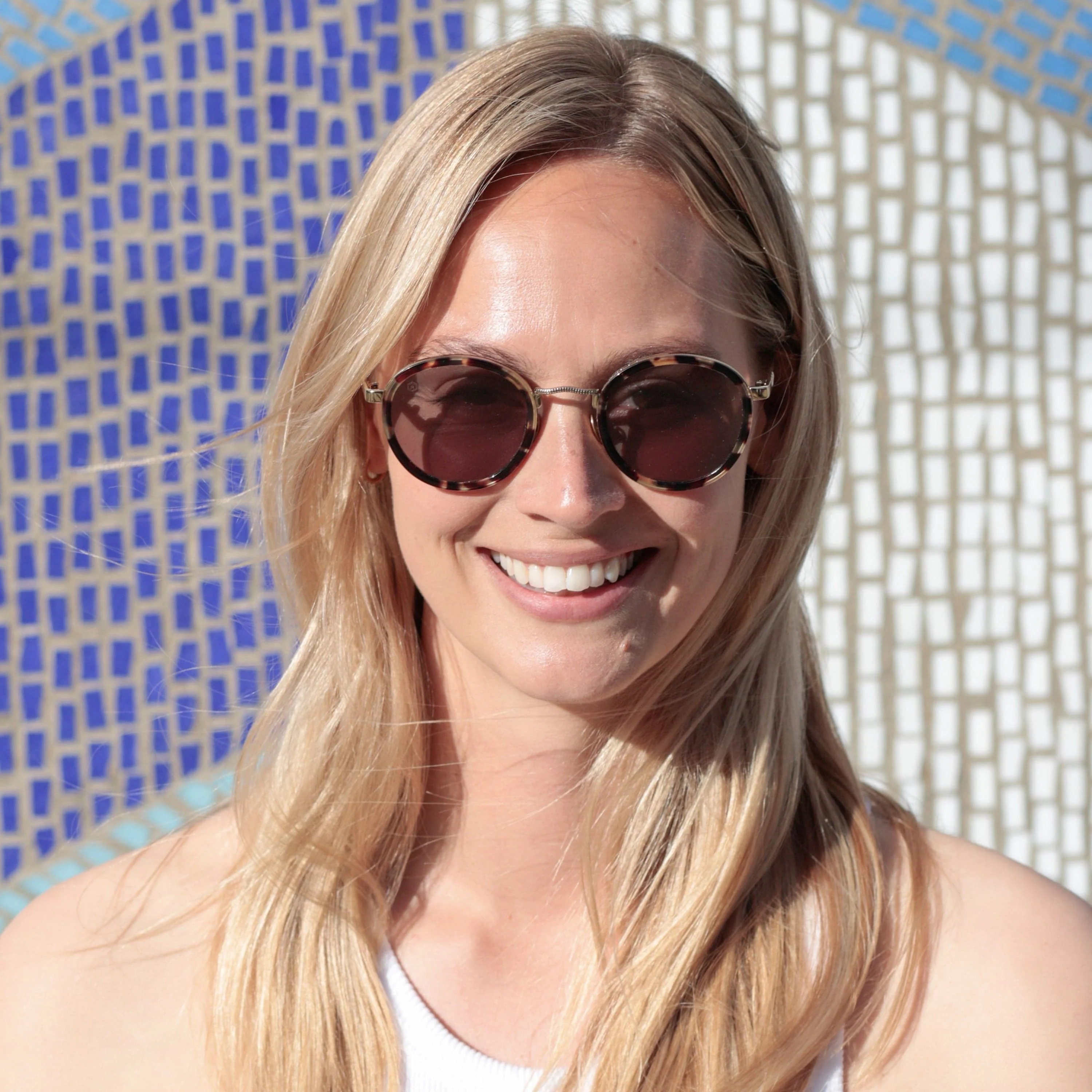ZERO Sunglasses in Green Tortoiseshell - Image 4