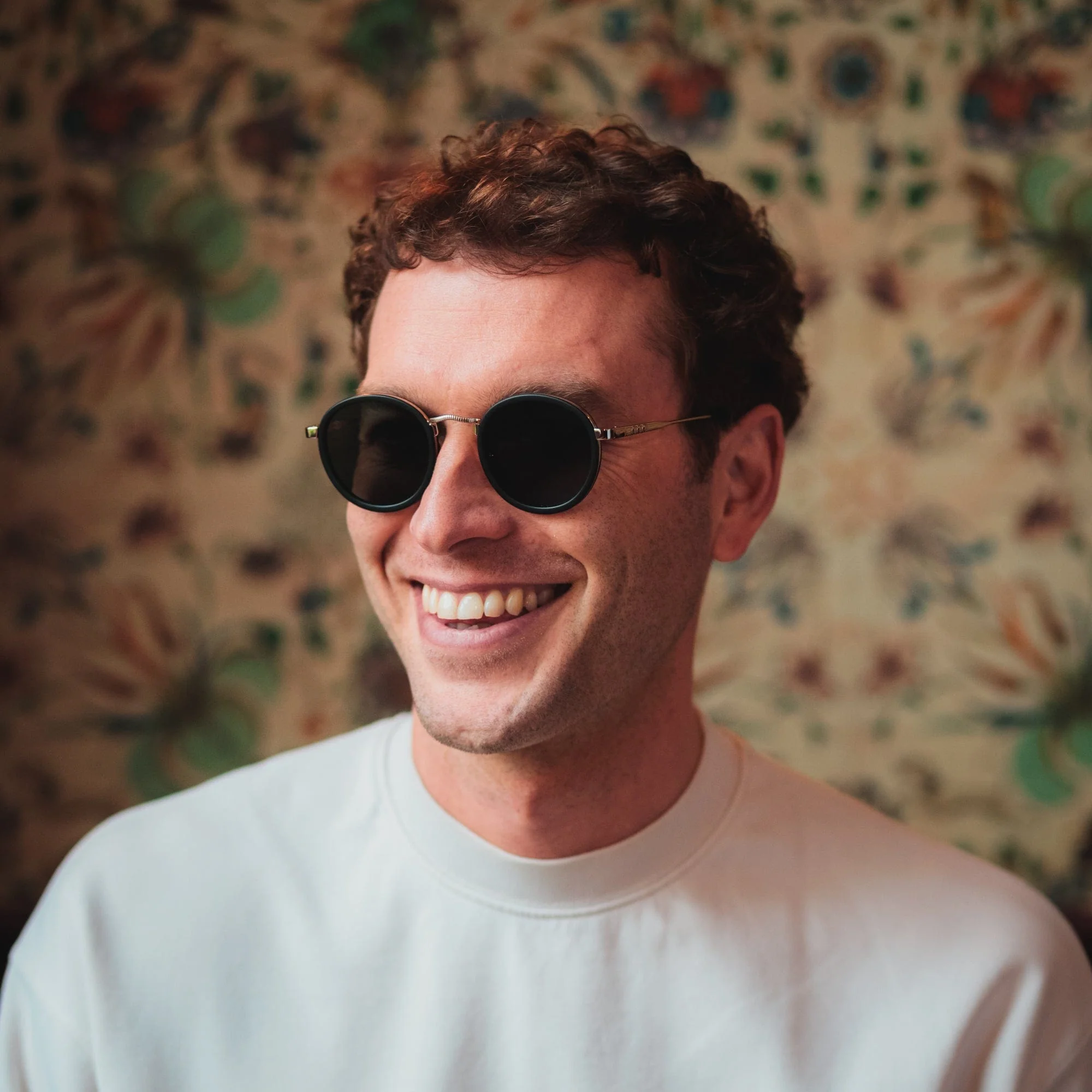 Zero Sunglasses in Black - Image 7
